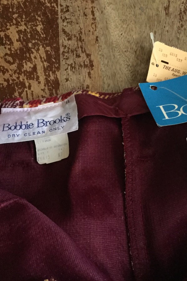 Bobbie Brooks Crop Pants