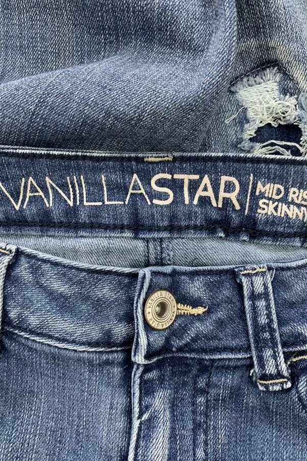 Vanilla Star Distressed Mid Rise Skinny Jeans Size Nuuly Thrift