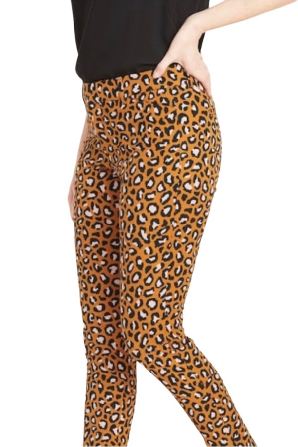 High-Waisted Cozy-Lined Cheetah Print Leggings for Women | Old Navy