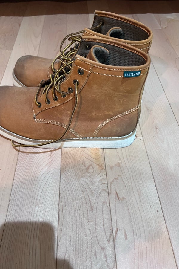 Eastland work/casual boot Nuuly Thrift