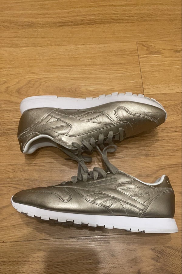 gold reebok high tops