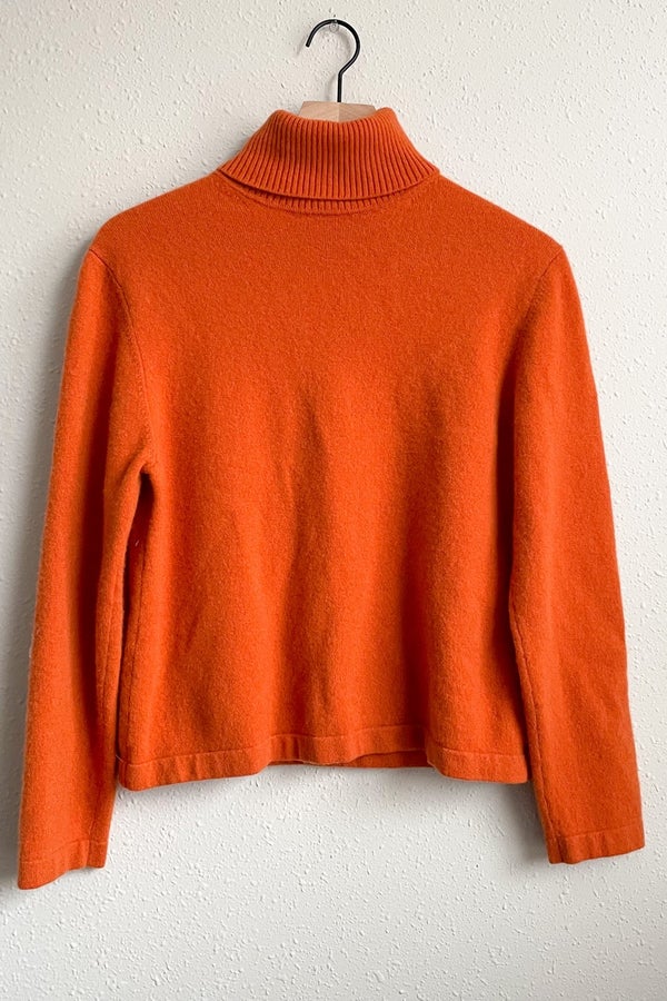 Bright orange hot sale turtleneck sweater