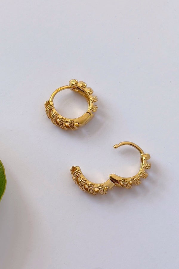 Gold Thin Rope Hoops – Devil's Details