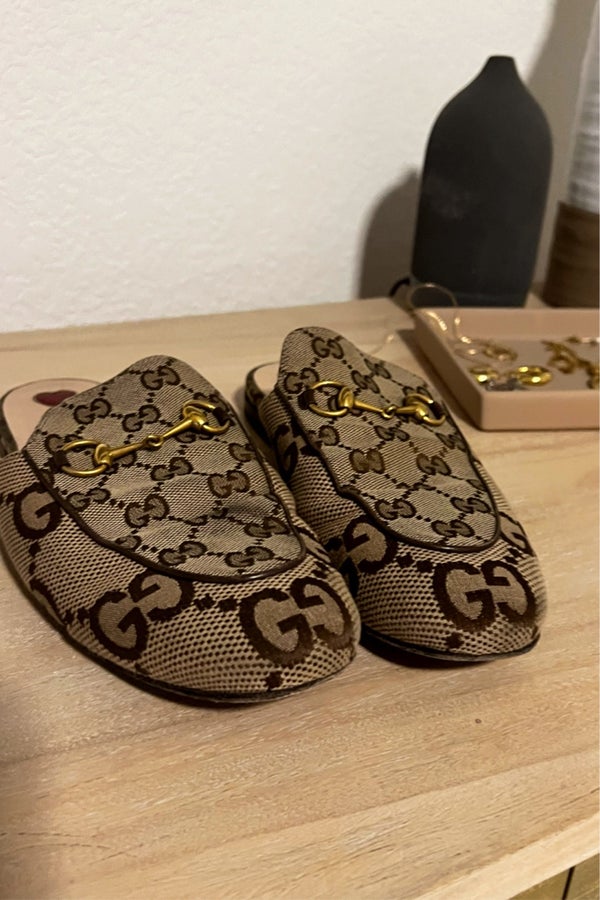 Gucci Women's jumbo GG Princetown slipper