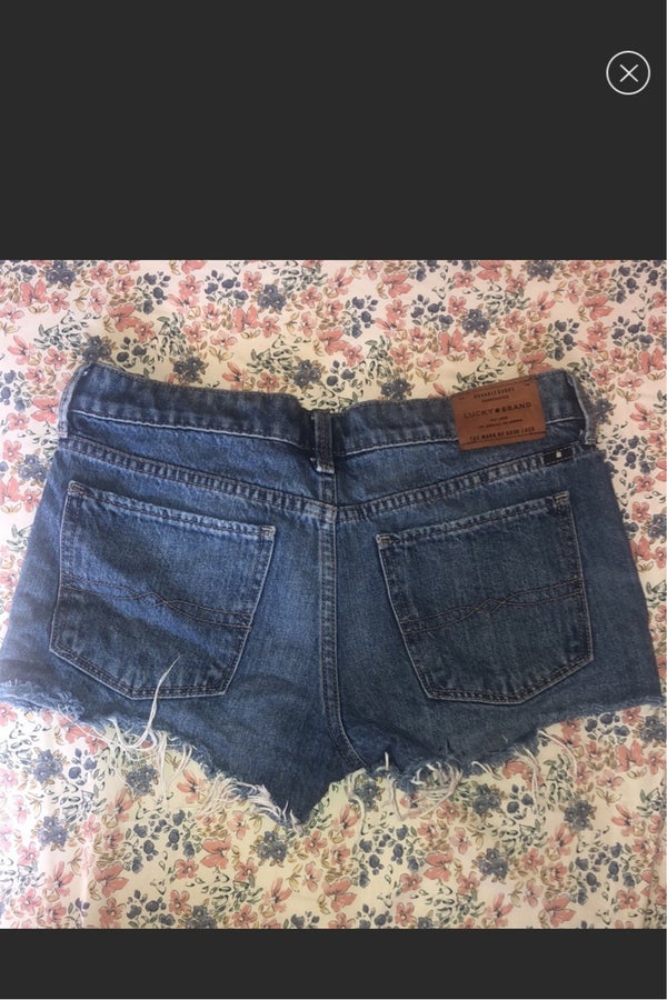 Lucky Brand Women's Boyfriend Denim Mini Shorts - Size 2/26 - NWT