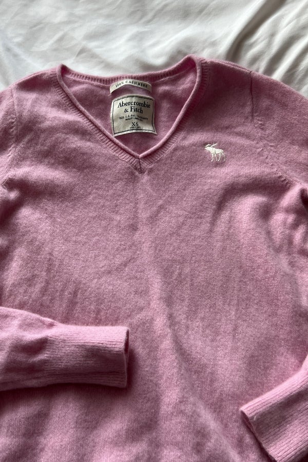 Abercrombie and fitch pink on sale sweater