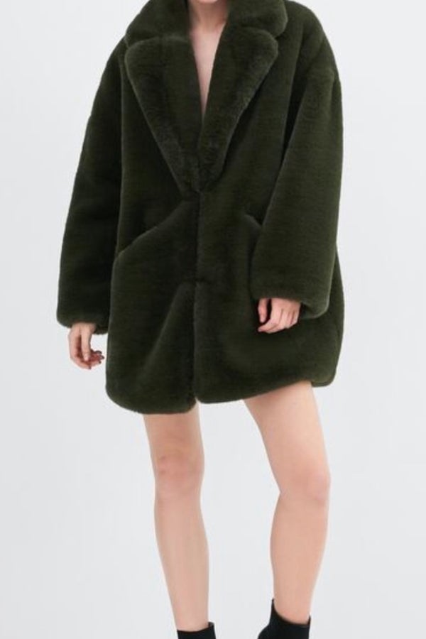 NWOT New Zara TRF Green Plush Faux Fur Fuzzy jacke