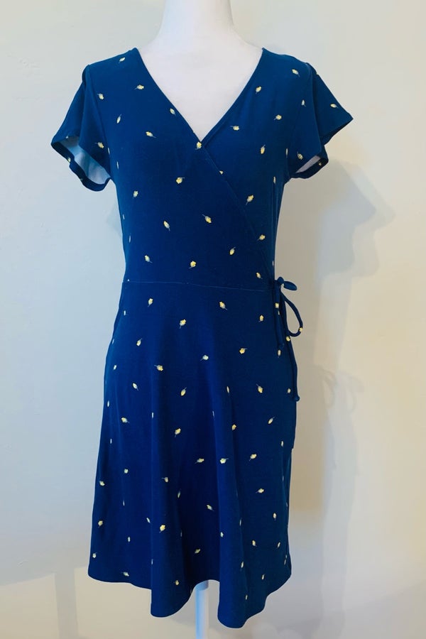 Blue floral faux wrap dress Jr's Small Nuuly Thrift