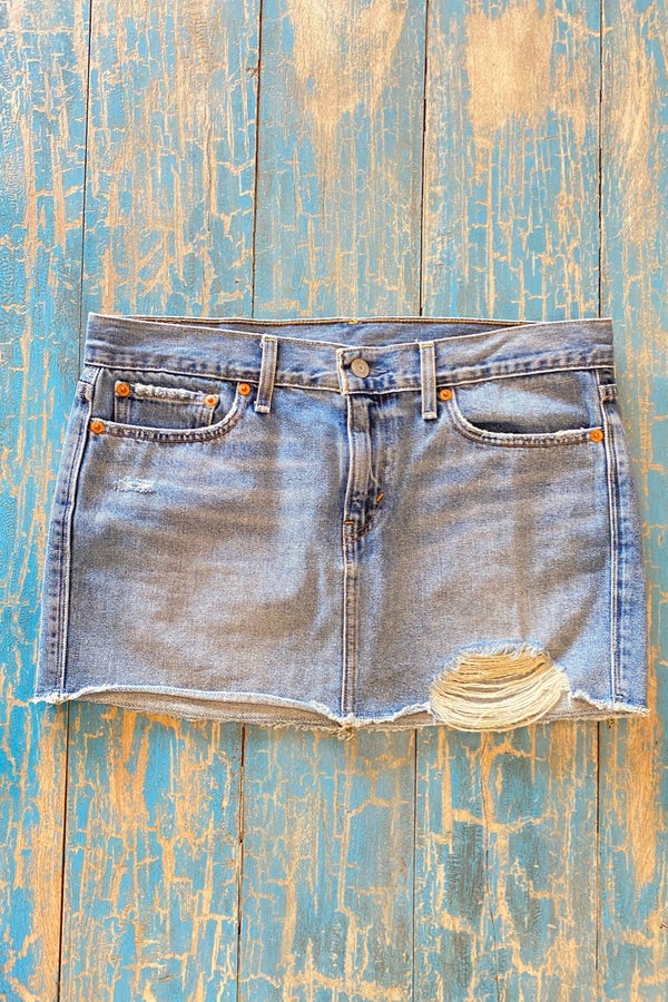 Levi's Distressed low rise Denim Mini Skirt Nuuly Thrift