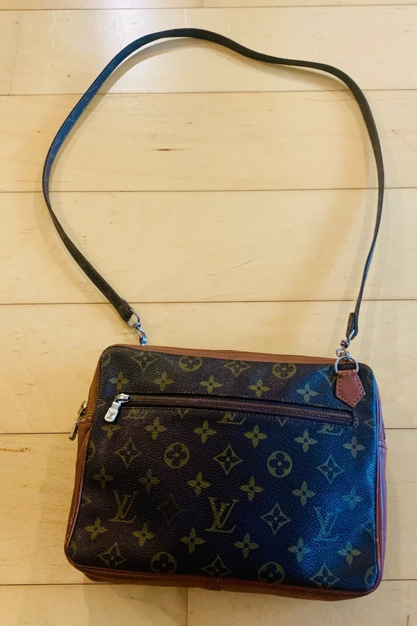 Vintage Louis Vuitton Crossbody Bags