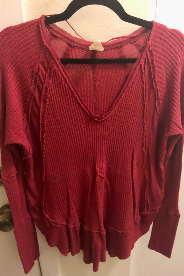 Free People waffle knit v neck oversized top | Nuuly Thrift