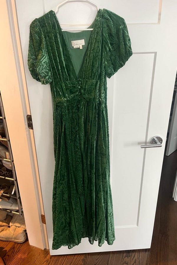 Anthropologie green 2025 velvet dress