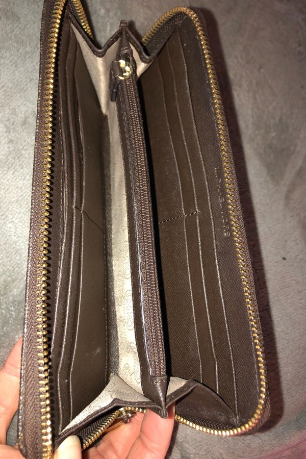 Vintage Michael Kors Black Wallet *