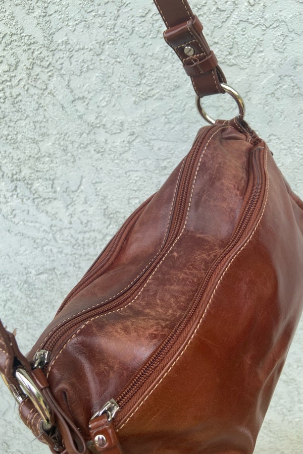 Authentic Vintage Giani Bernini Genuine Leather Sling/Crossbody