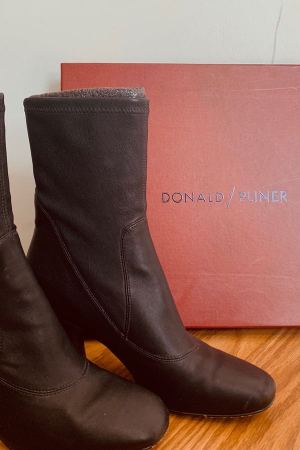 Donald pliner red on sale boots