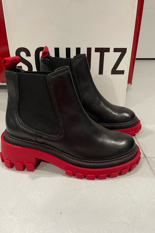 SCHUTZ Black/Club Red Couros Preto Ankle Boots-Siz