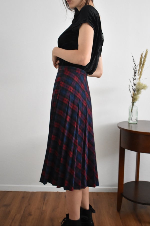 Vintage Alfred Dunner Pleated Tartan Long Skirt | Nuuly Thrift
