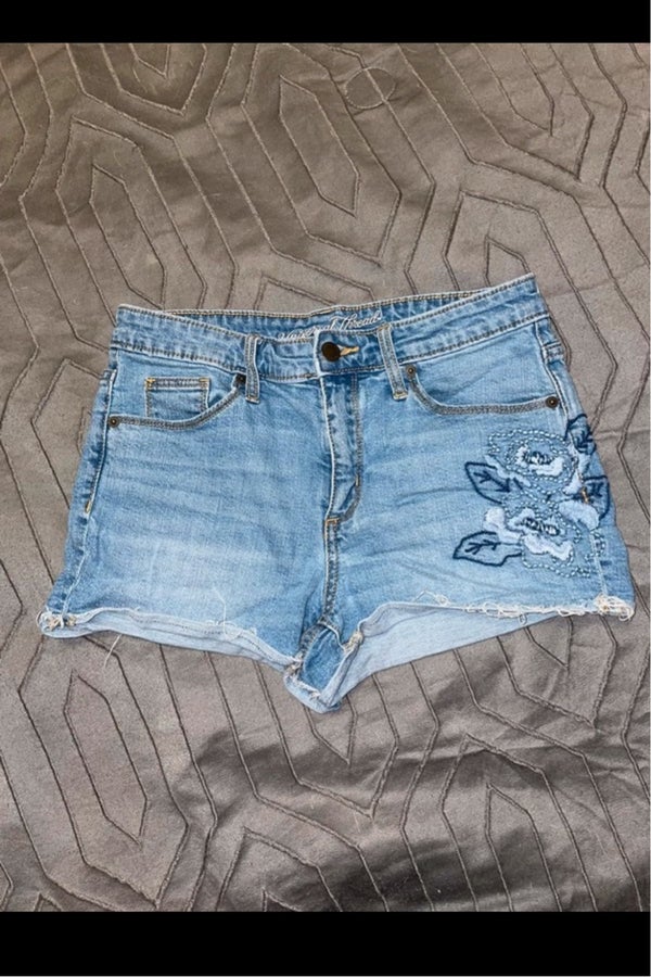 Universal thread shorts | Nuuly Thrift