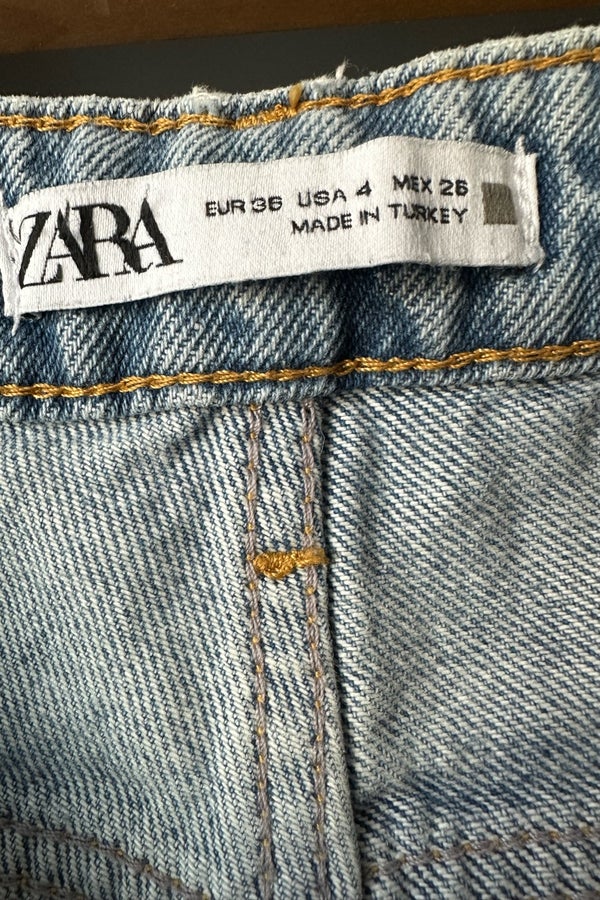 Regular Zara ( Size 4 )