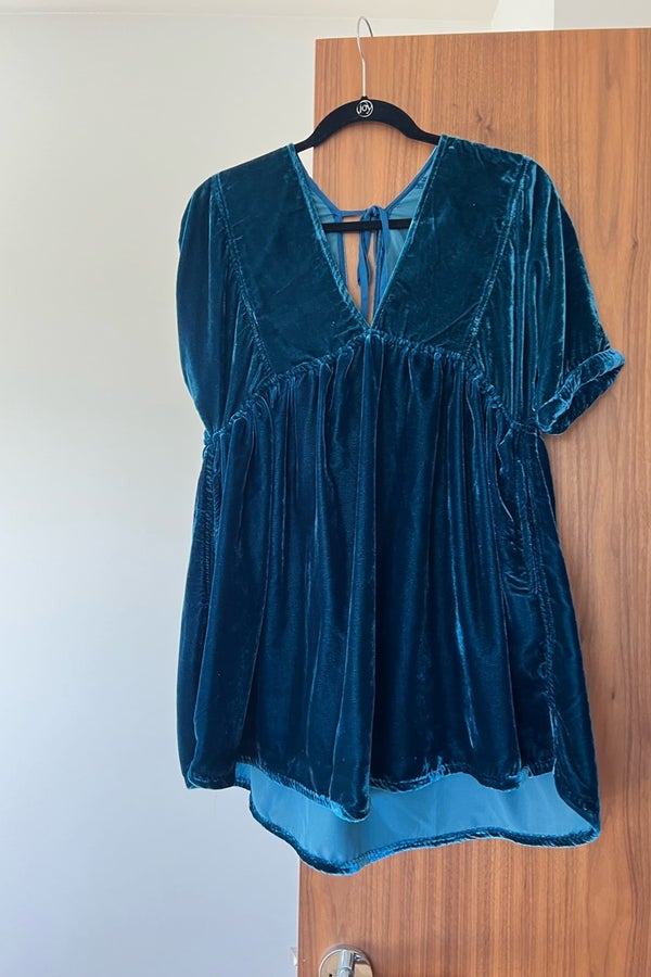 Free people clearance blue velvet dress