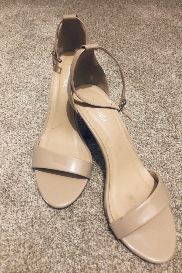 Cute hotsell nude heels