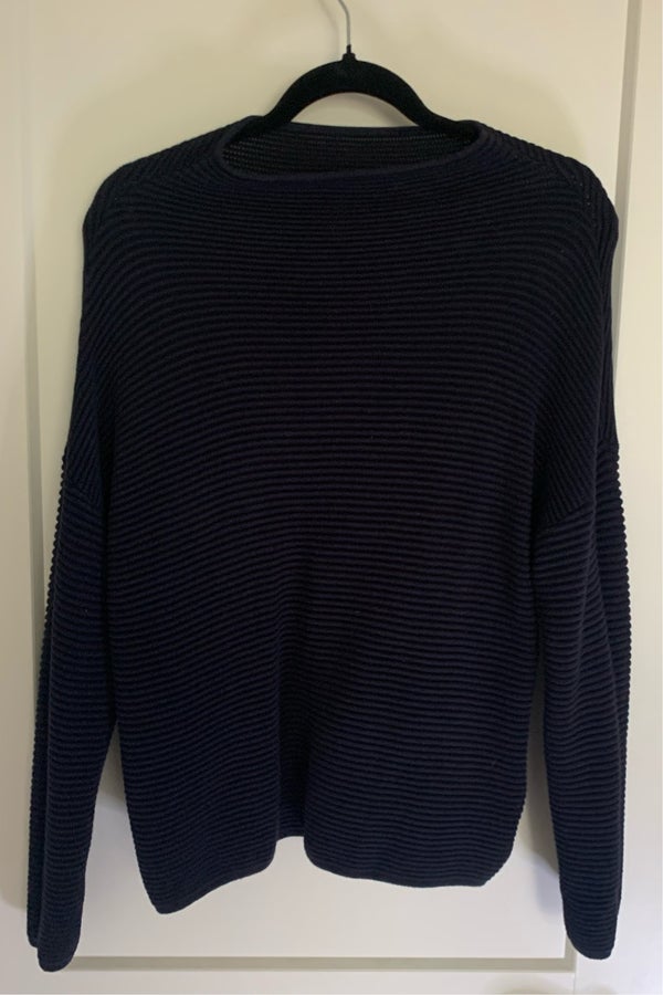 Navy Blue Ribbed Sweater | Nuuly Thrift
