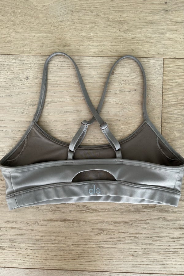 Airlift Intrigue Bra - Fit Advice : r/aloyoga