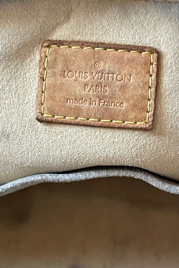 100% authentic Louis Vuitton Hampstead purse