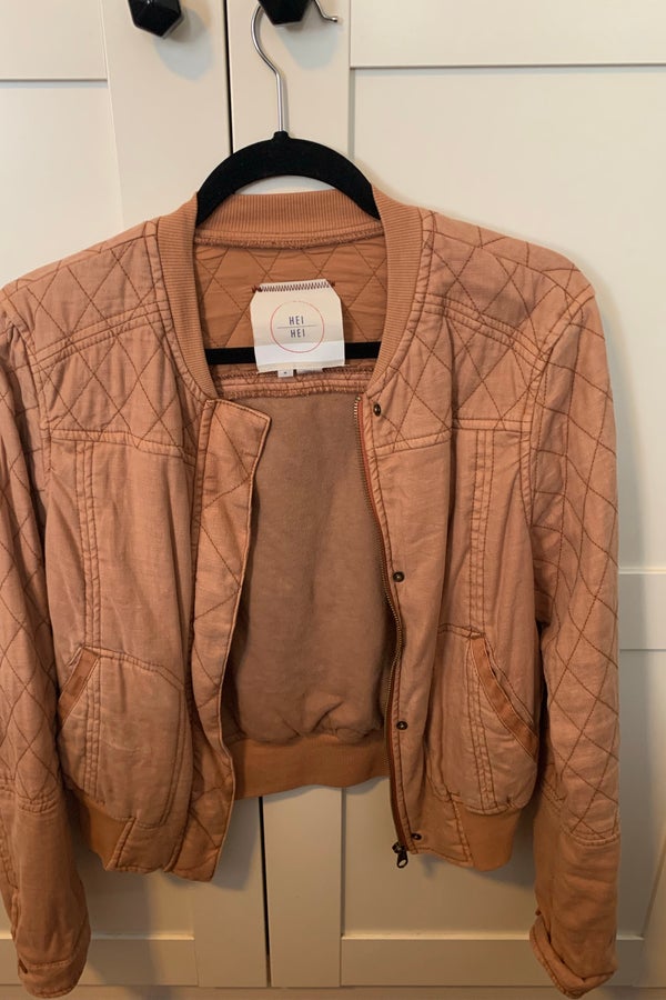 Hei Hei Blush Quilted Bomber Jacket | Nuuly Thrift