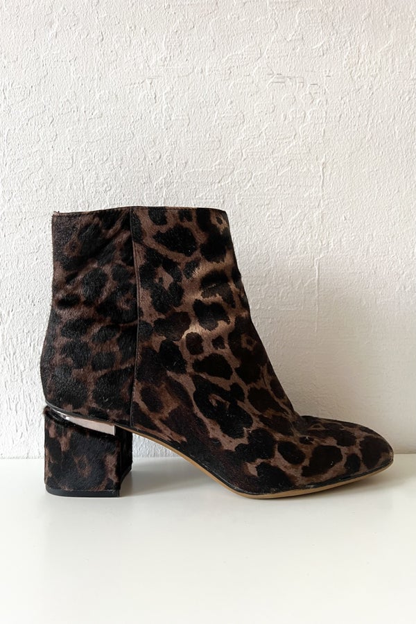 Franco sarto outlet leopard booties