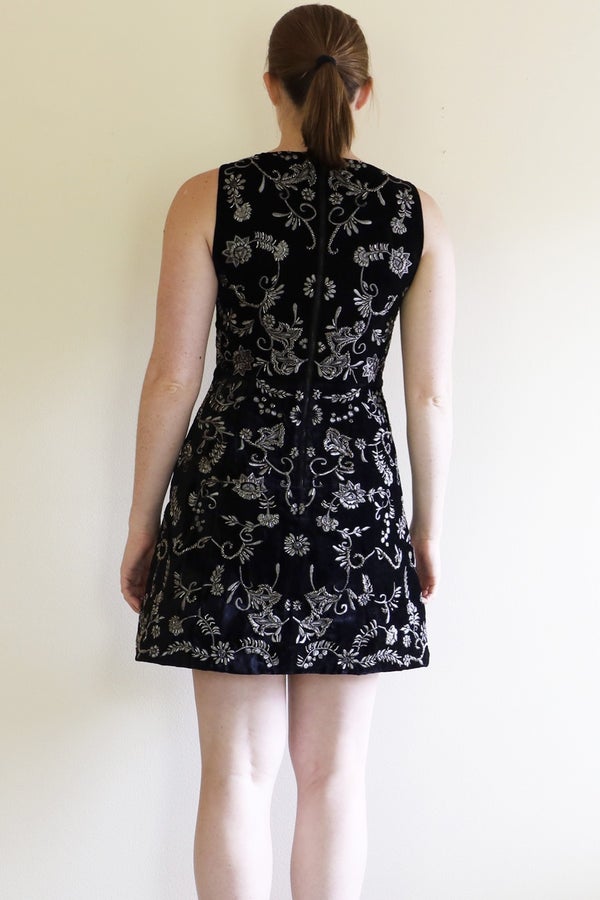 Alice and Olivia Black Lindsey Nuuly Thrift Pouf Dress | Velvet