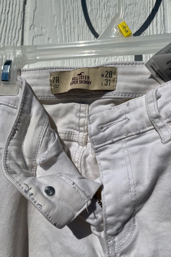 White Hollister Super Skinny Jeans | Nuuly Thrift