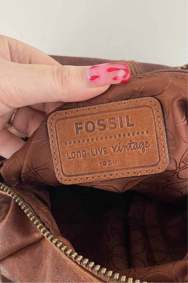 Vintage FOSSIL Soft Brown Leather Crossbody/Shoulder Bag/Purse
