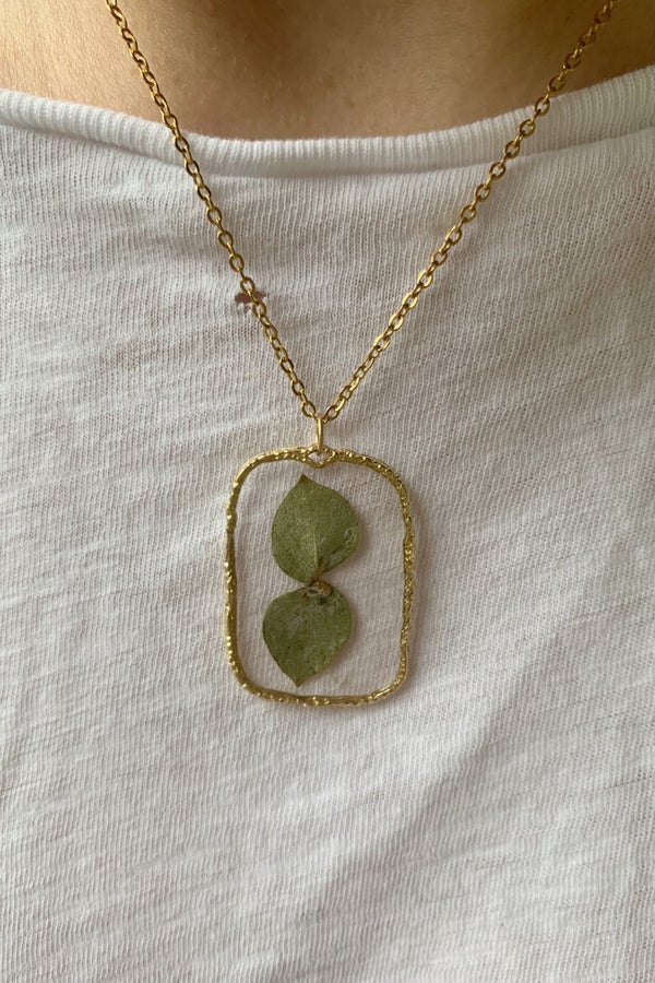 Dried Eucalyptus Necklace | Nuuly Thrift