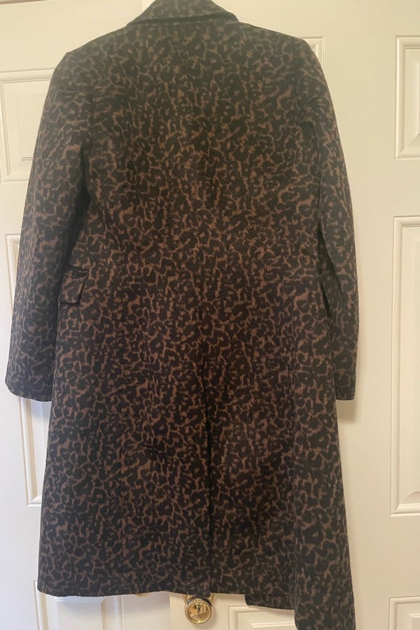 Tahari leopard cheap coat